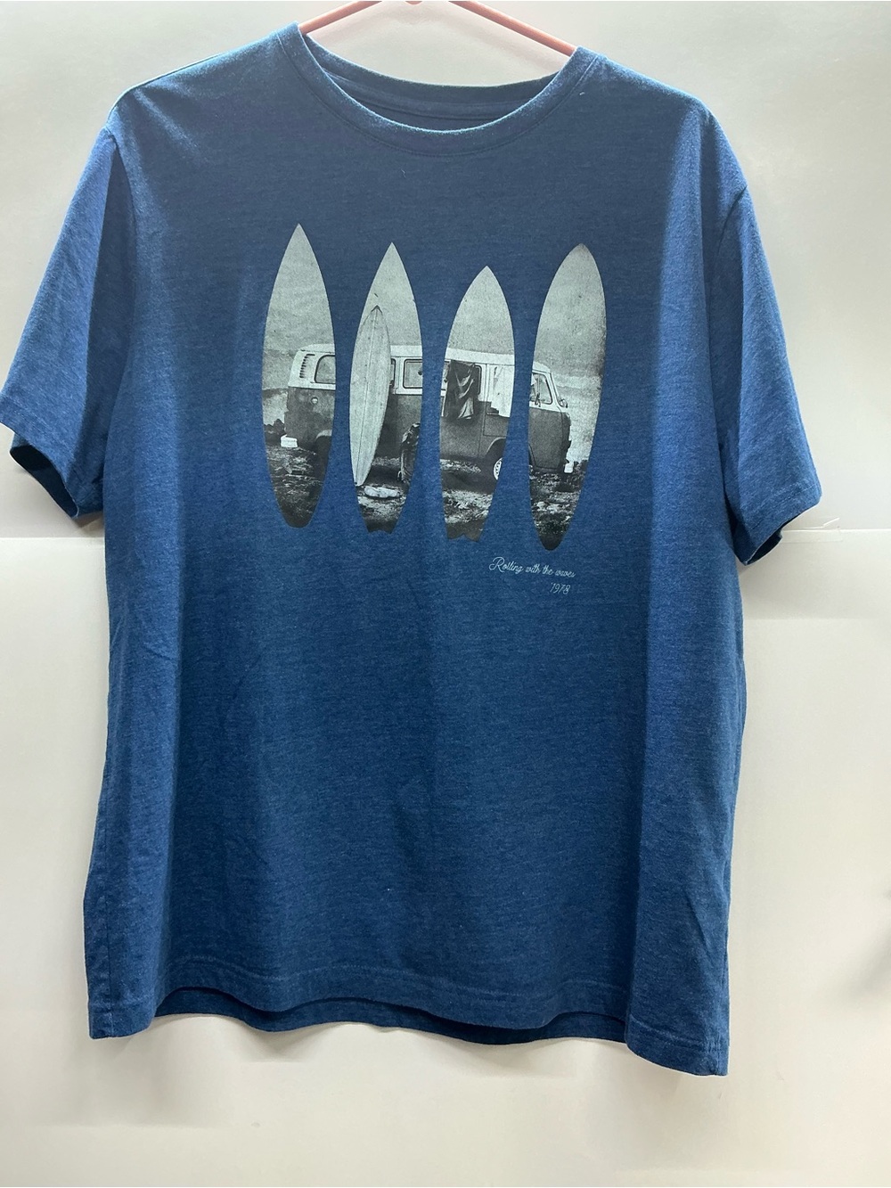 Banana Republic Blue Graphic Surf Tee